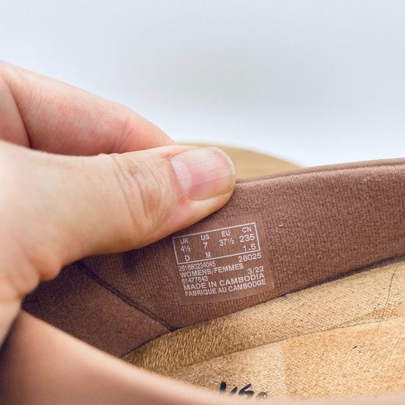 COPY - Clarks Womens Shoes 7 Beige Suede Slip On Comfort Ballet Flats Loafers B… - Picture 7 of 11